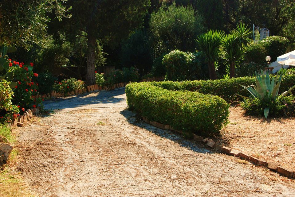 Corfu Hotel Apartments Benitses (Corfu) Exterior foto
